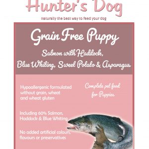 Łosoś z plamiakiem, błękitkiem, batatami i szparagami